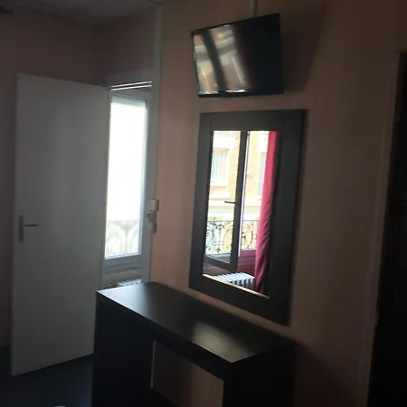 Trianon Szálloda 2*